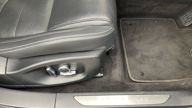 Jaguar I-Pace 294kW EV400 Black 90kWh 5dr Auto [11kW Charger] Electric Estate